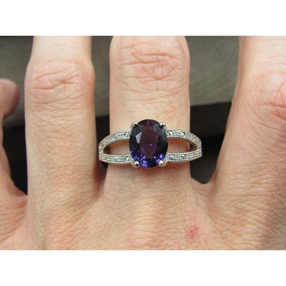 Size 10 Sterling Silver Cute Purple Oval Cut Cubic Zirconia Band Ring